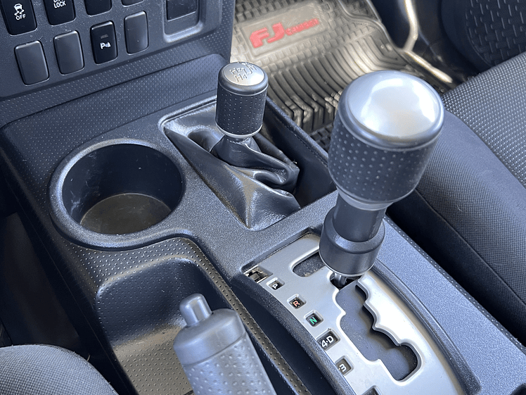 Toyota FJ Crusier Top de Linea / Año 2013 17