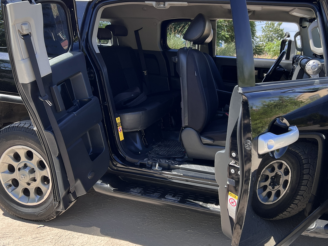 Toyota FJ Crusier Top de Linea / Año 2013 20