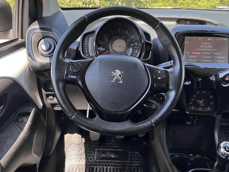 Peugeot 108 Cabriolet / Año 2017 8