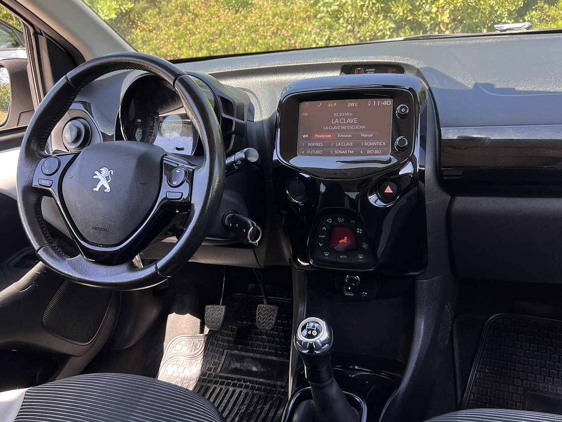 Peugeot 108 Cabriolet / Año 2017 18