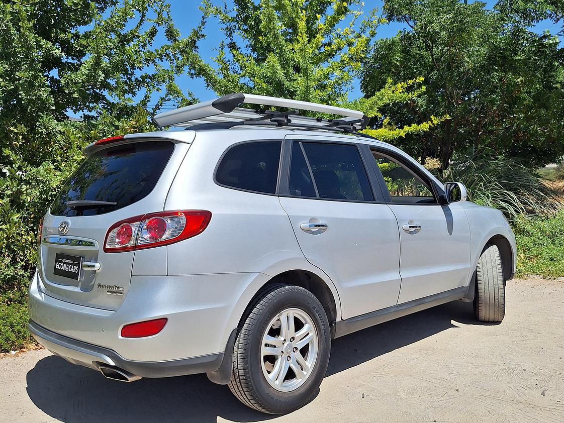 Hyundai Santa Fe / Año 2012 3