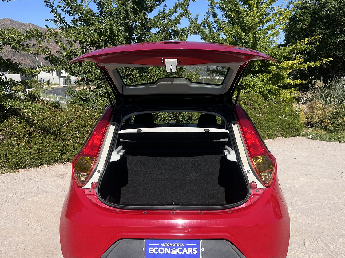 MG 3 Comfort / Año 2015 12