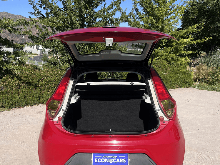 MG 3 Comfort / Año 2015 12