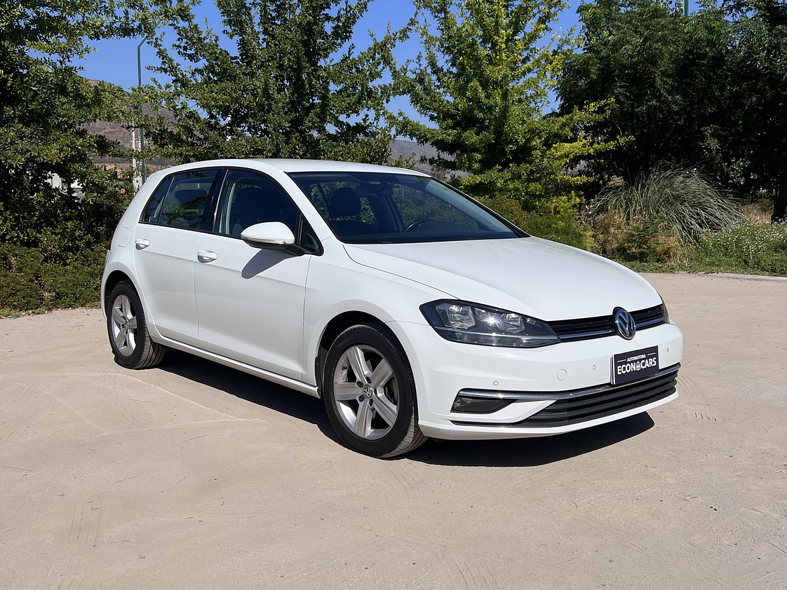 Volkswagen Golf AT / Año 2018 6