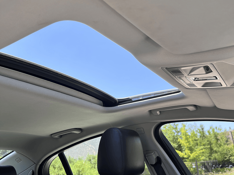 Jaguar XF 3.0 / Año 2013 17