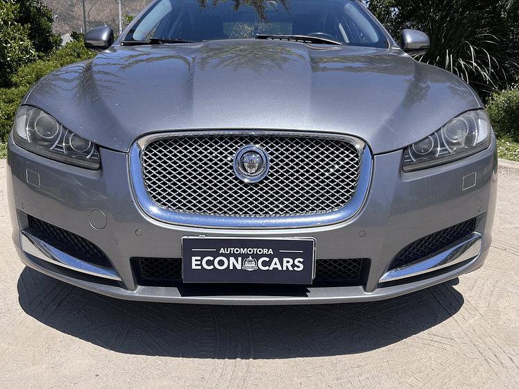 Jaguar XF 3.0 / Año 2013 5