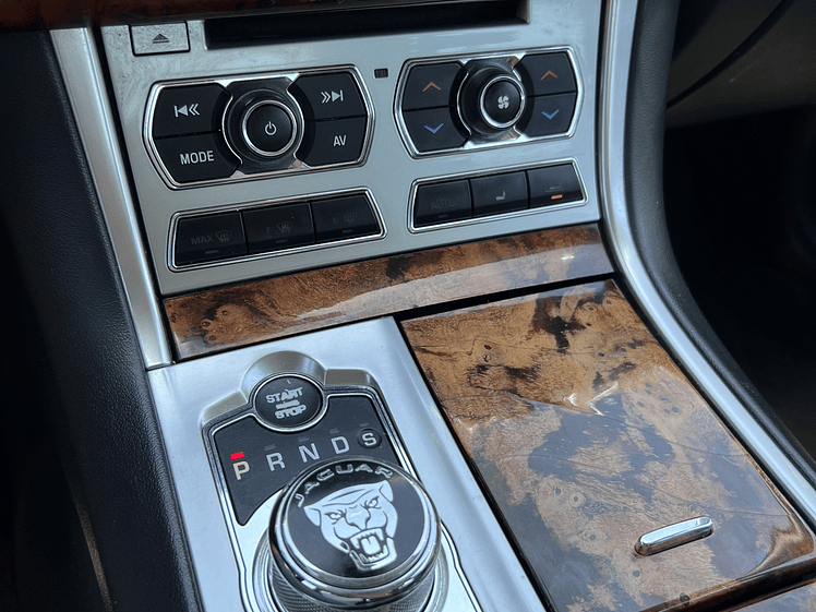 Jaguar XF 3.0 / Año 2013 15