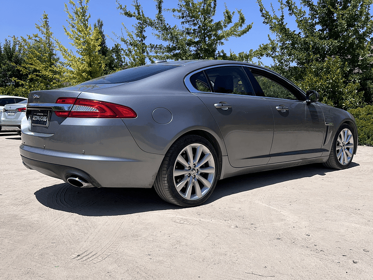 Jaguar XF 3.0 / Año 2013 6