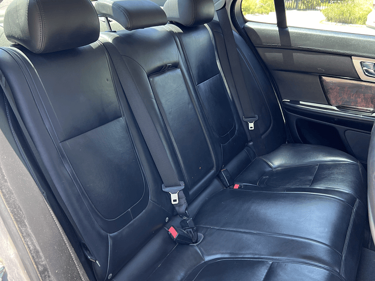 Jaguar XF 3.0 / Año 2013 25