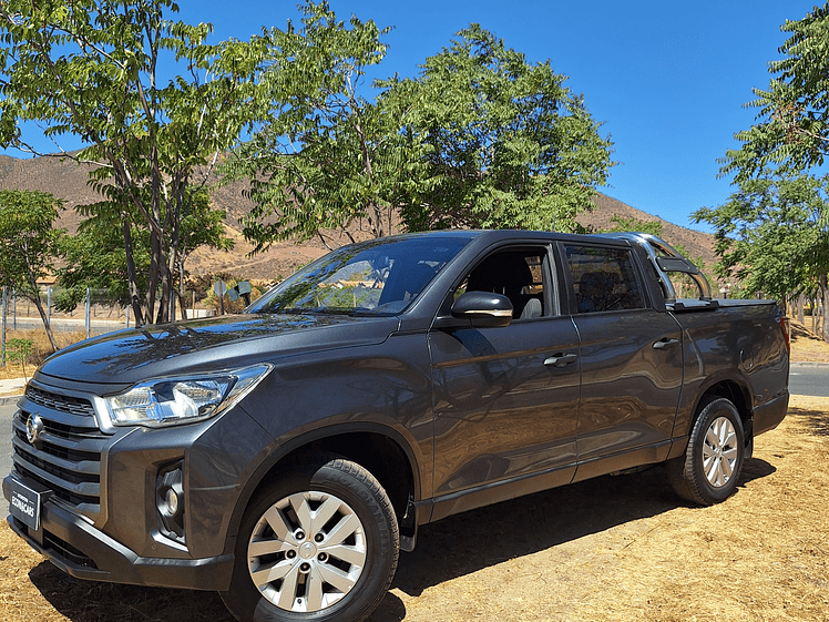 Ssangyong Grand Musso Diesel / Año 2022 8