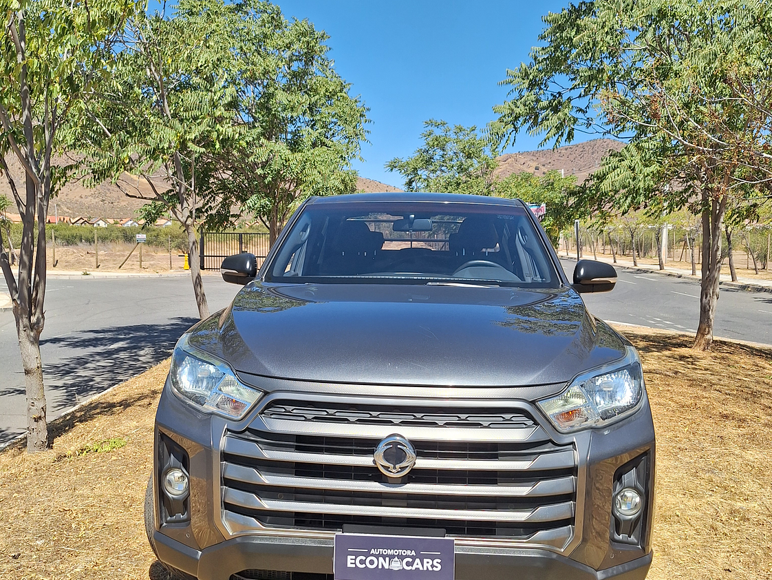 Ssangyong Grand Musso Diesel / Año 2022 9