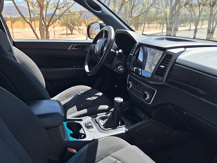 Ssangyong Grand Musso Diesel / Año 2022 10