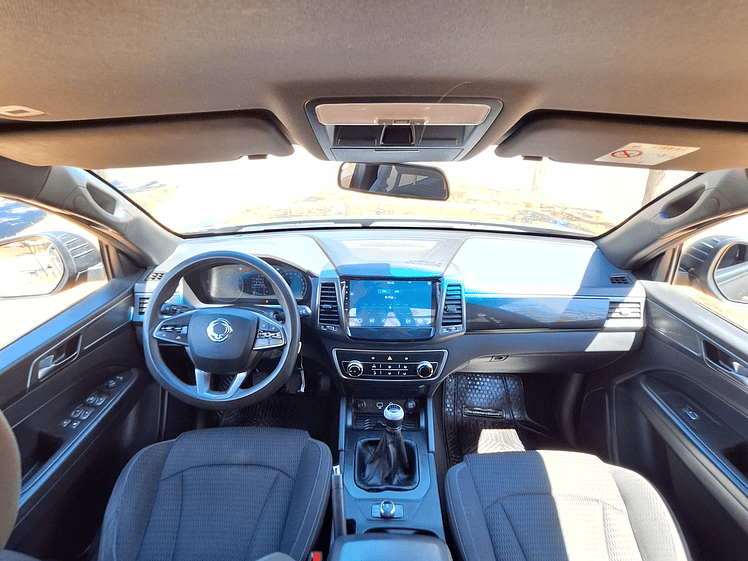 Ssangyong Grand Musso Diesel / Año 2022 16