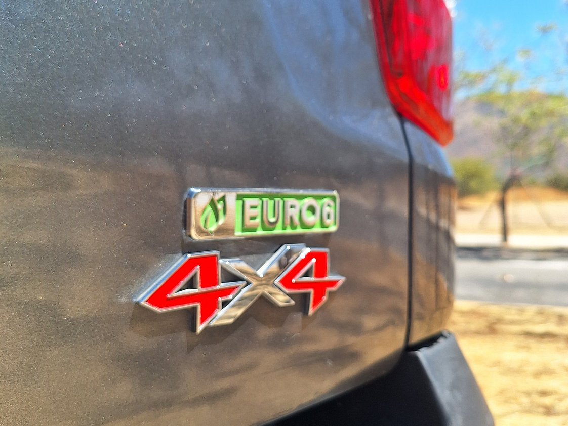 Ssangyong Grand Musso Diesel / Año 2022 27