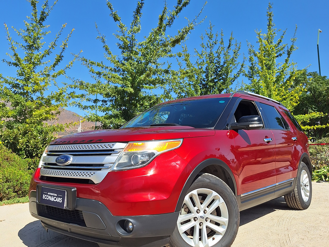 Ford Explorer XLT 3.5 / Año 2014 1
