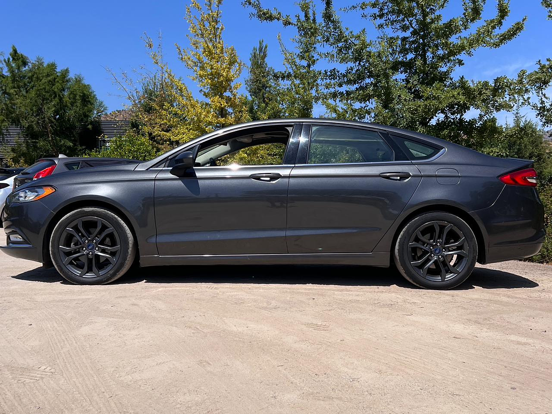 Ford Fusion SE 2.5 / Año 2018 2