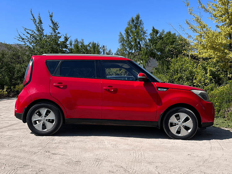 Kia Soul EX 1.6 / Año 2016 4