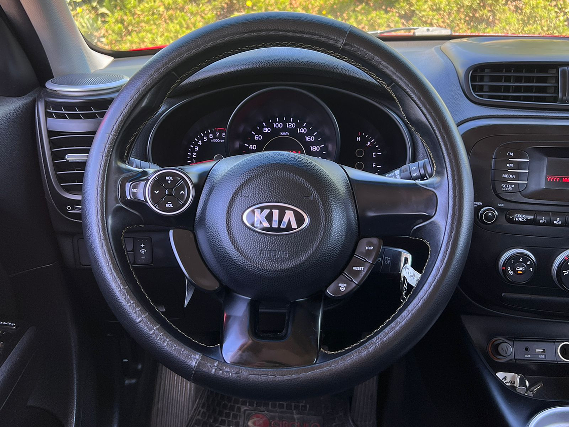 Kia Soul EX 1.6 / Año 2016 12