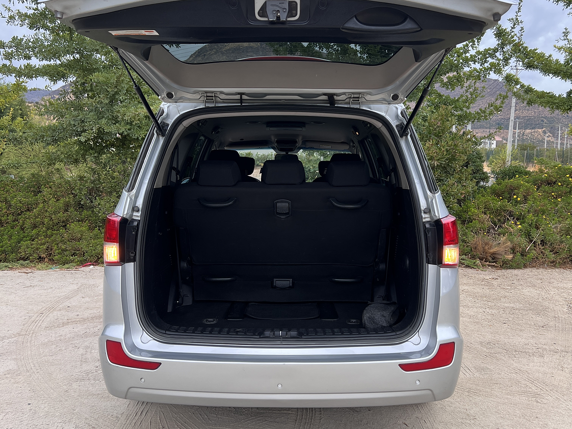 Ssangyong Stavic 2.2 Diesel / Año 2017 5