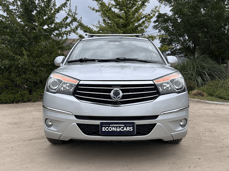 Ssangyong Stavic 2.2 Diesel / Año 2017 10