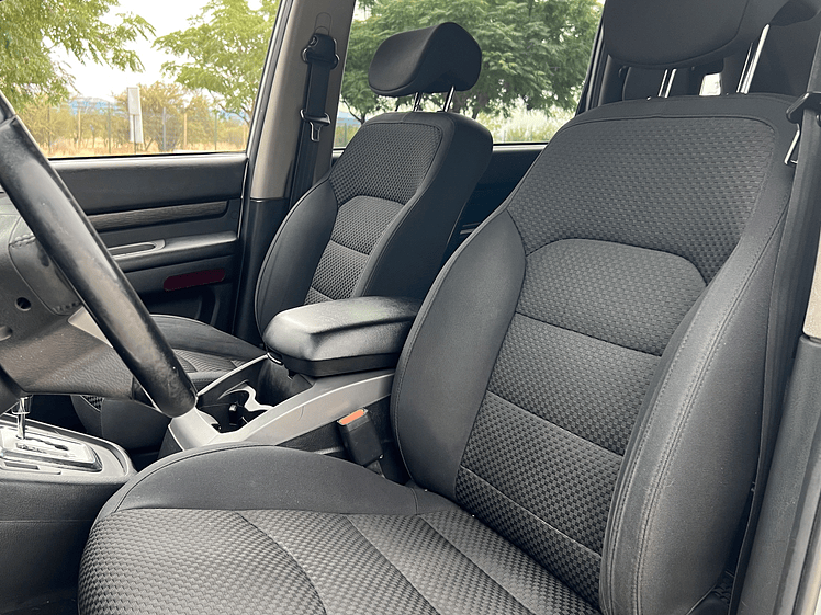 Ssangyong Stavic 2.2 Diesel / Año 2017 12