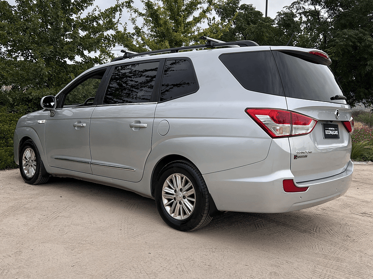 Ssangyong Stavic 2.2 Diesel / Año 2017 13