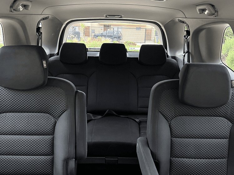 Ssangyong Stavic 2.2 Diesel / Año 2017 15