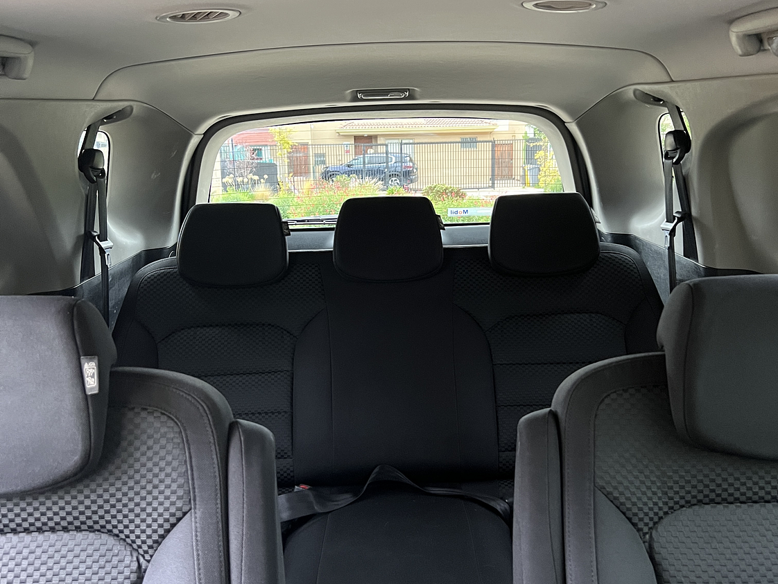 Ssangyong Stavic 2.2 Diesel / Año 2017 19