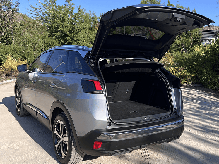 Peugeot 3008 Allure HDI  1.6 / Año 2018 6