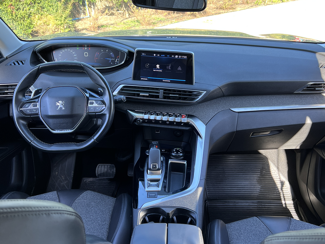 Peugeot 3008 Allure HDI  1.6 / Año 2018 16