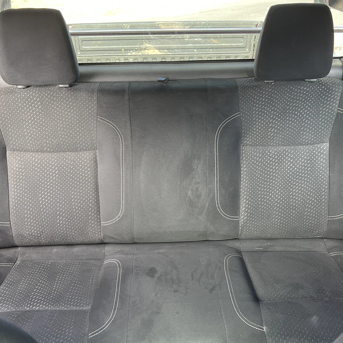 Nissan NP 300  SE / Año 2017 14