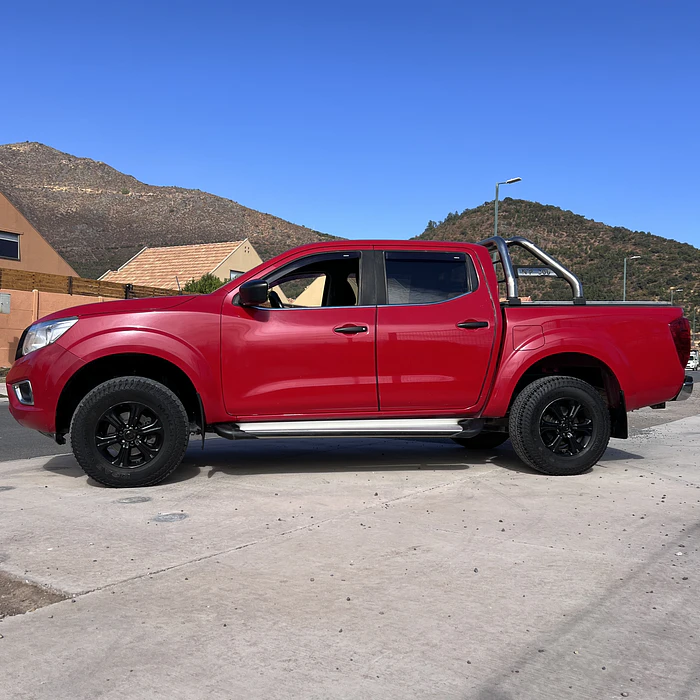 Nissan NP 300  SE / Año 2017 6