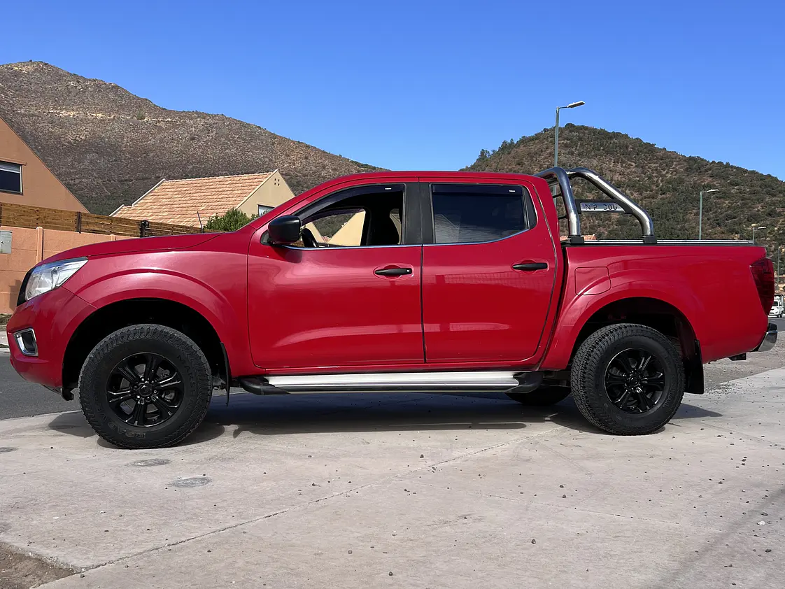 Nissan NP 300  SE / Año 2017 6