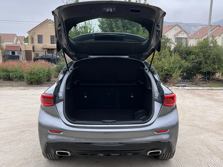 Infiniti QX30 1.6 AT / Año 2017 5