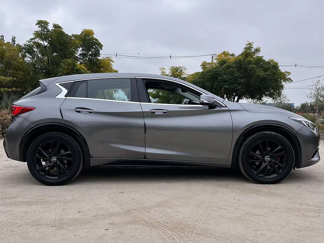 Infiniti QX30 1.6 AT / Año 2017 8