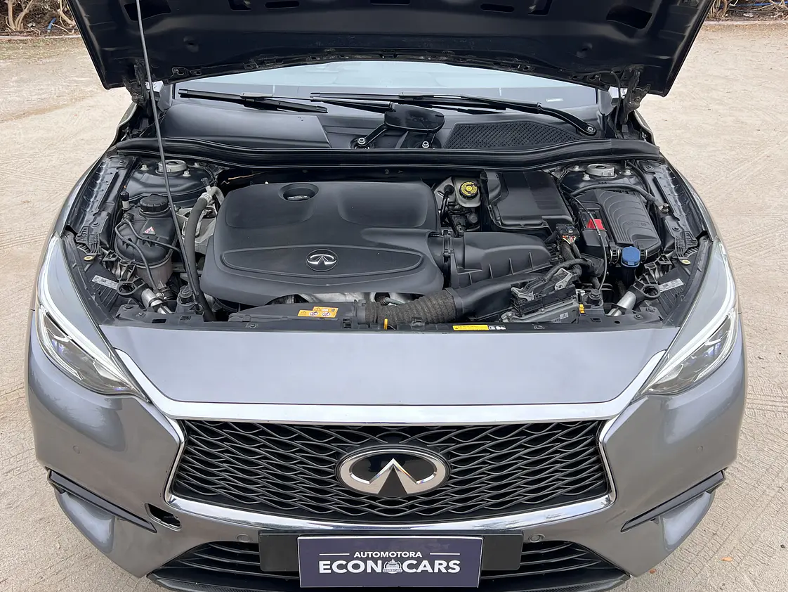 Infiniti QX30 1.6 AT / Año 2017 17