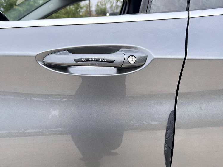Infiniti QX30 1.6 AT / Año 2017 23