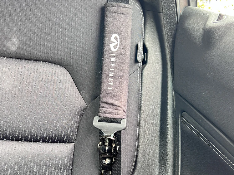 Infiniti QX30 1.6 AT / Año 2017 26