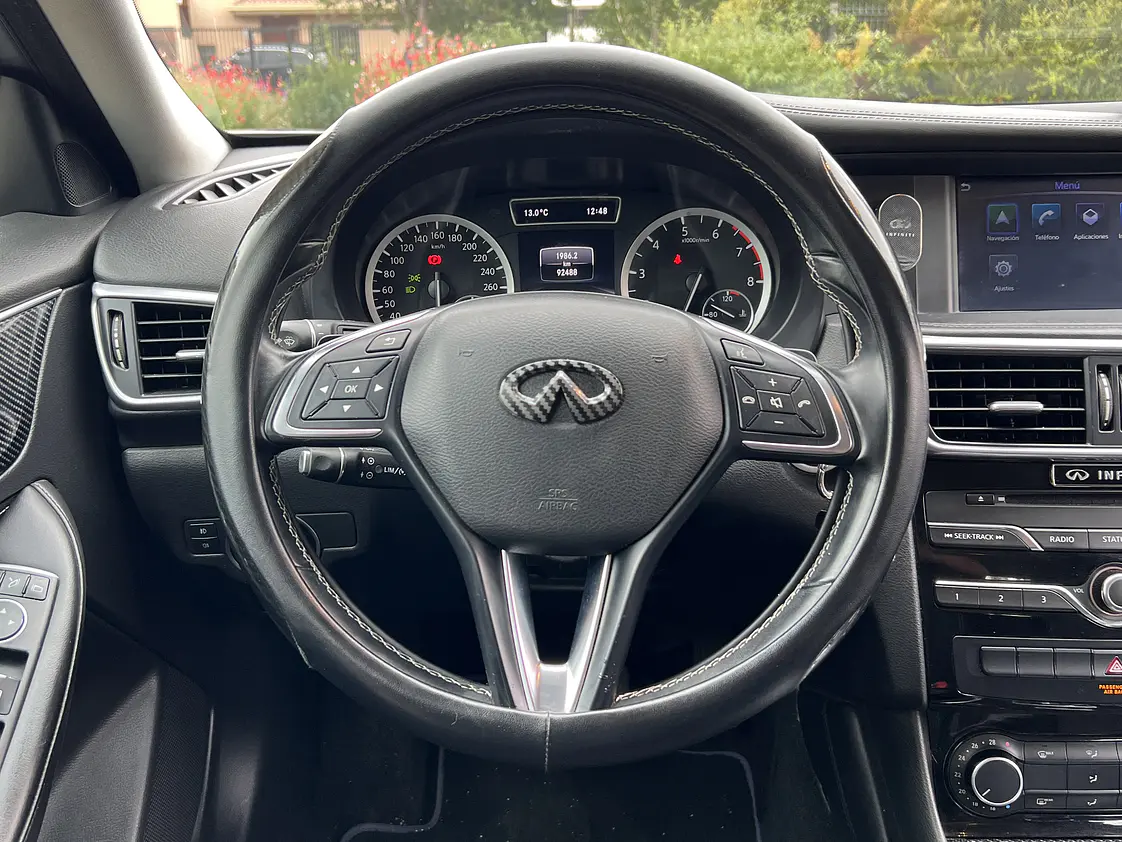 Infiniti QX30 1.6 AT / Año 2017 29