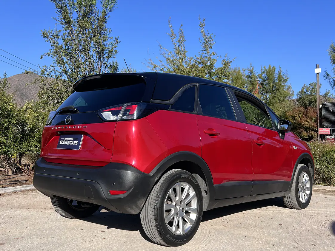 Opel Crossland 1.2 Automatico / Año 2022 2
