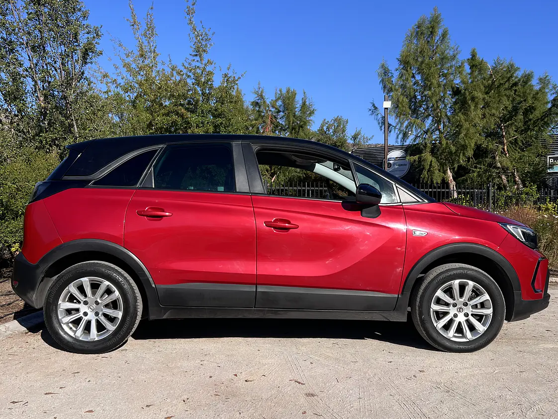 Opel Crossland 1.2 Automatico / Año 2022 8