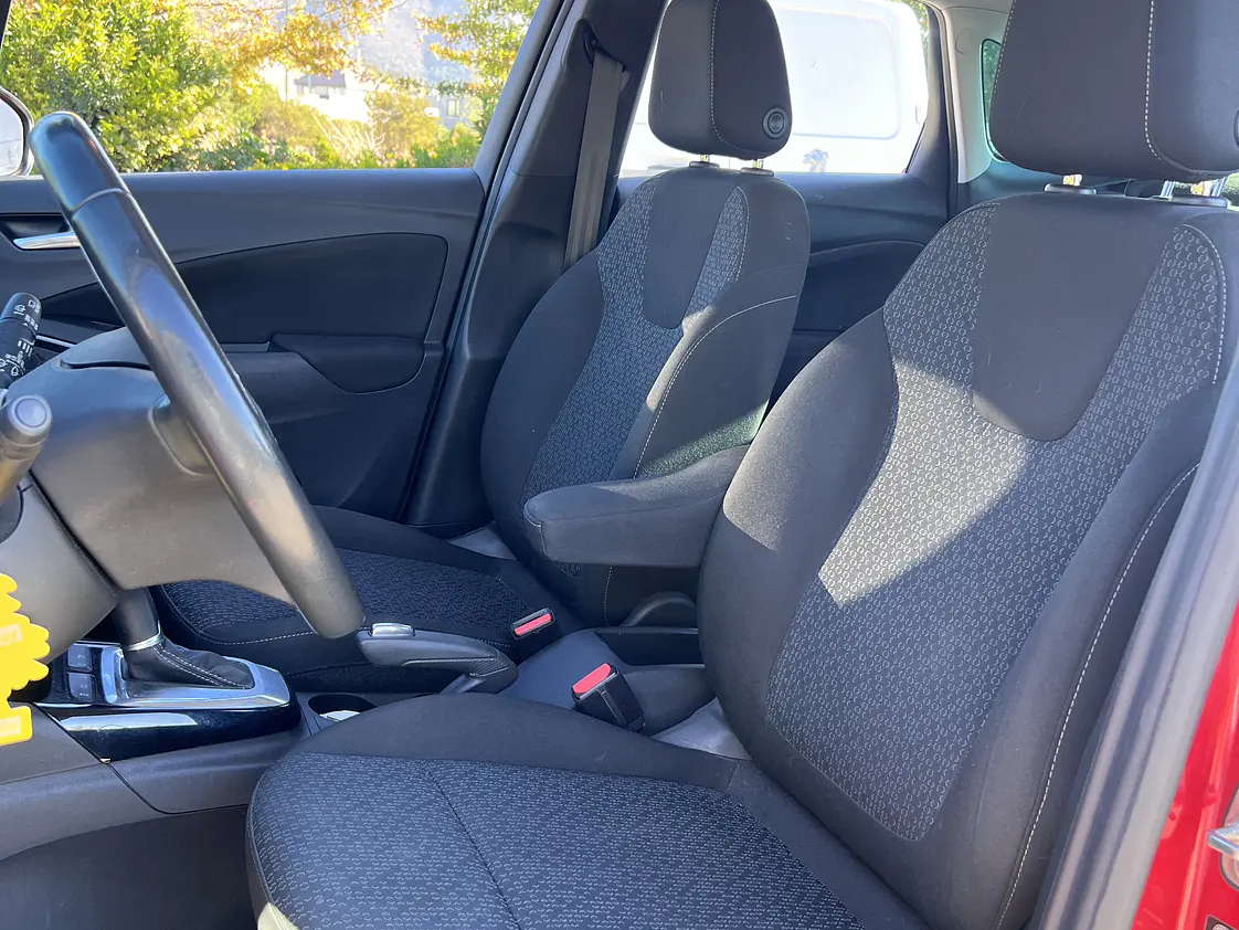 Opel Crossland 1.2 Automatico / Año 2022 11