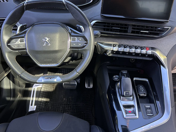 Peugeot 3008 GT Automático / Año 2023 15