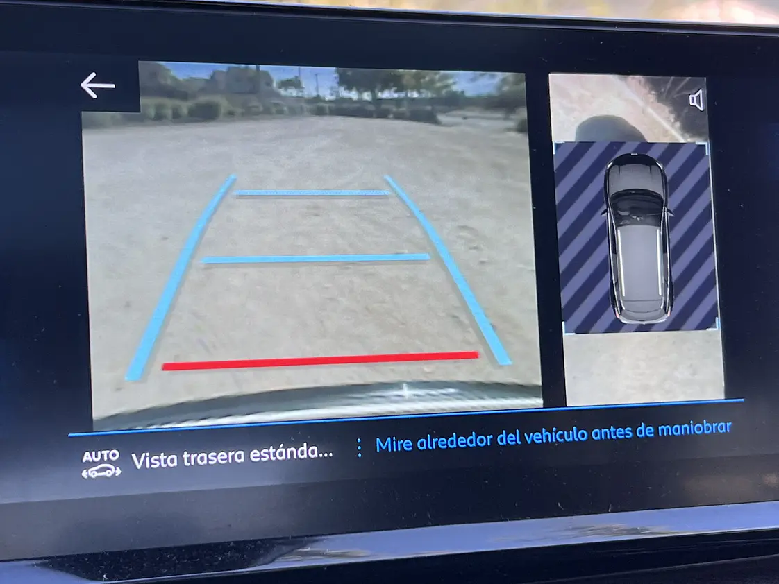 Peugeot 3008 GT Automático / Año 2023 16