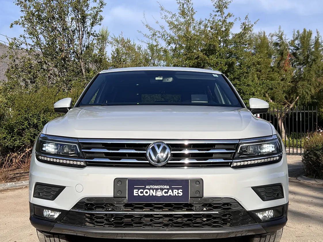 Volkswagen Tiguan Limited / Año 2018 7