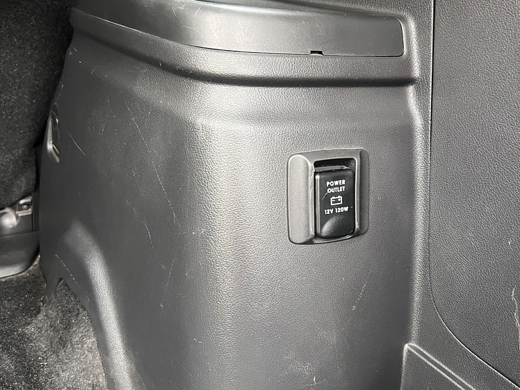 Mitsubishi Outlander 2.0 MT / Año 2019 21