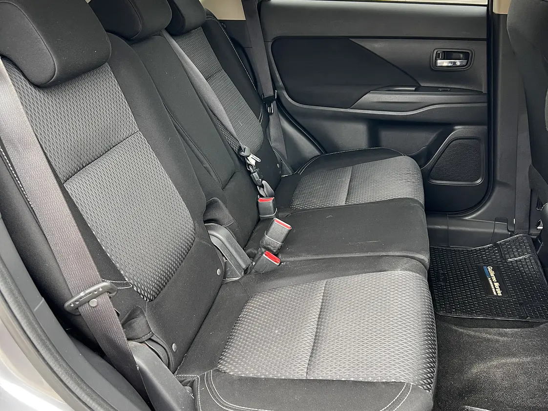 Mitsubishi Outlander 2.0 MT / Año 2019 11