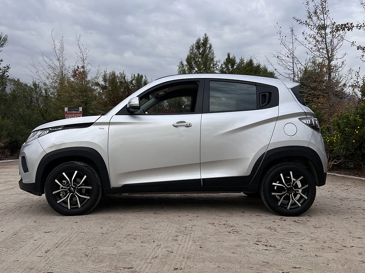 Mahindra KUV 100 / Año 2020 2
