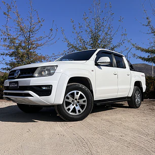 Volkswagen Amarok 4x4 TDI 2.0 / Año 2018