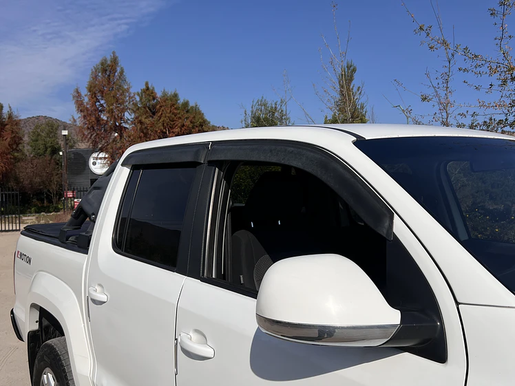 Volkswagen Amarok 4x4 TDI 2.0 / Año 2018 6